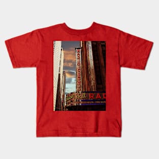 radio city Kids T-Shirt